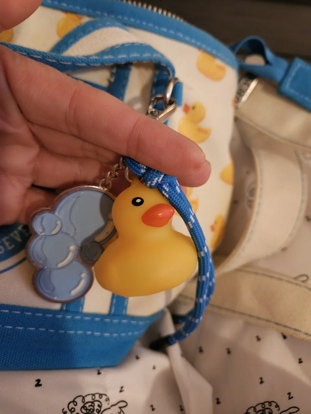 Aeropostale Blue and Cream Rubber Duck Canvas Tote bonus ducks viral coin purse